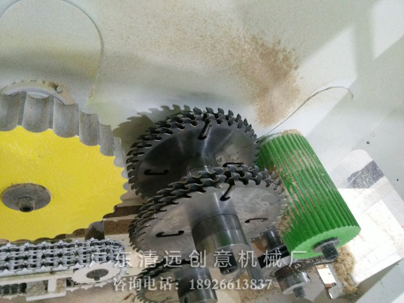 圓木多片鋸上下軸多鋸片設(shè)計，采用超薄鋸片，出材率高達80%以上