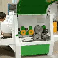 200圓木多片鋸長(zhǎng)短木都能鋸，速度快，效率高