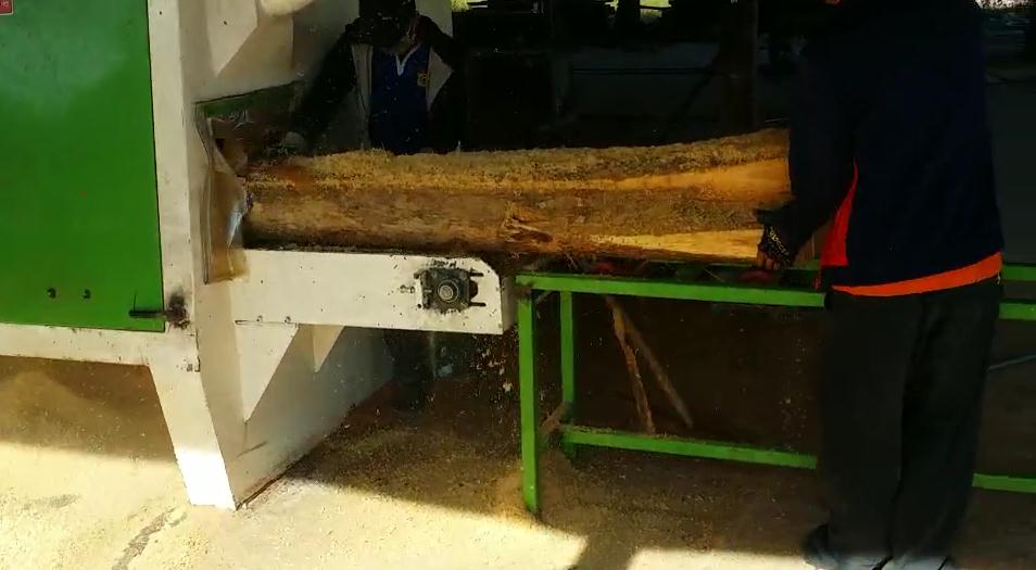 木托盤圓木多片鋸哪家好？多片鋸廠家給你1套賺錢方案